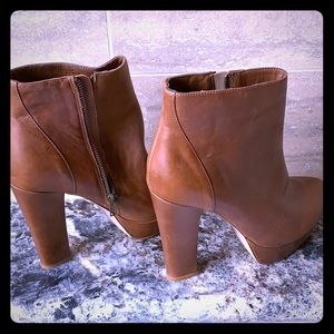 Steve Madden platform boots